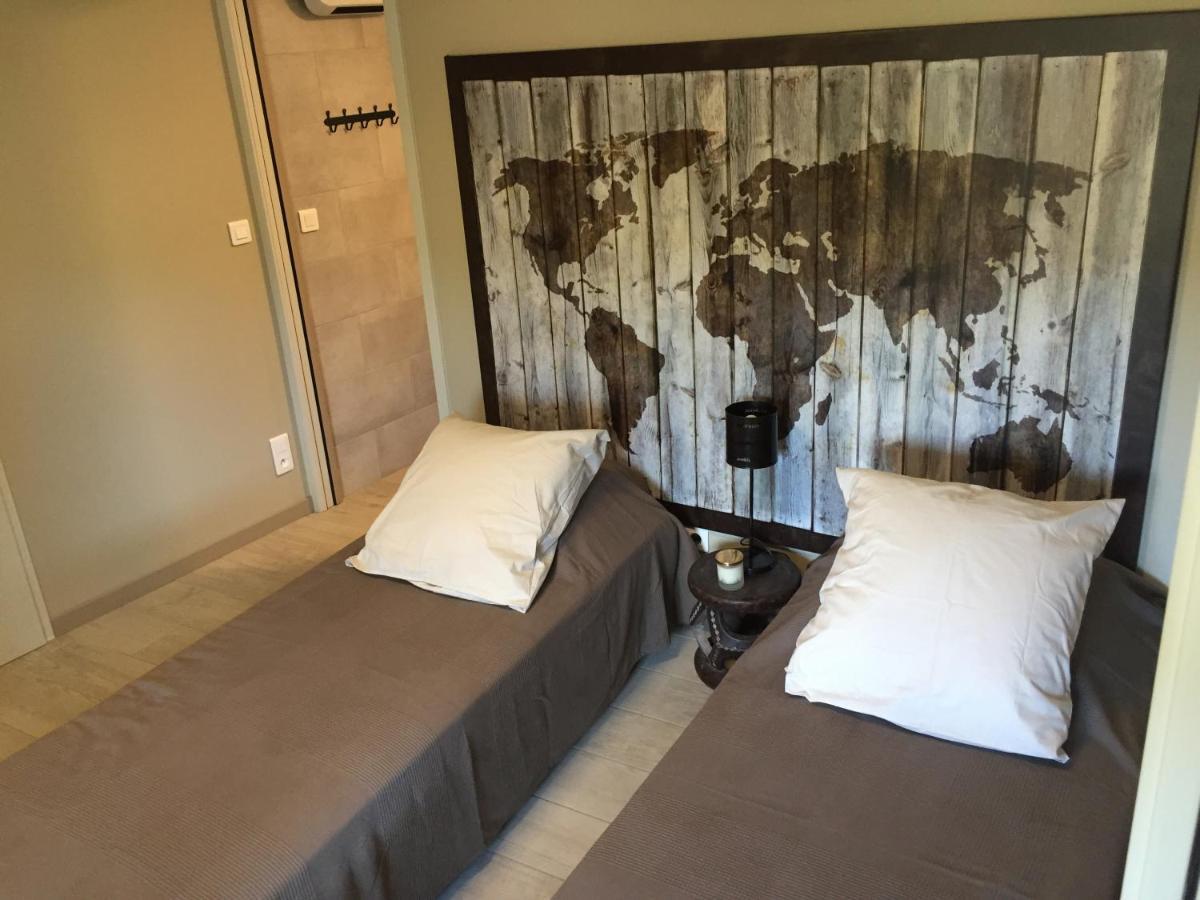 Gite De Gazelle Chambres D'Hote La Vacquerie-et-Saint-Martin-de-Castries Exterior foto