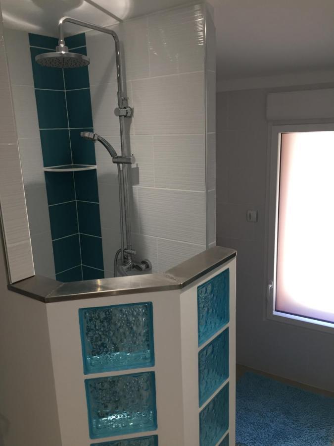 Gite De Gazelle Chambres D'Hote La Vacquerie-et-Saint-Martin-de-Castries Exterior foto